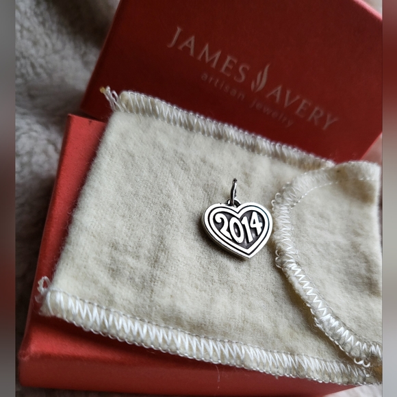 James Avery Sterling silver "2014" Heart Charm✨️ Price is firm. - Picture 2 of 7